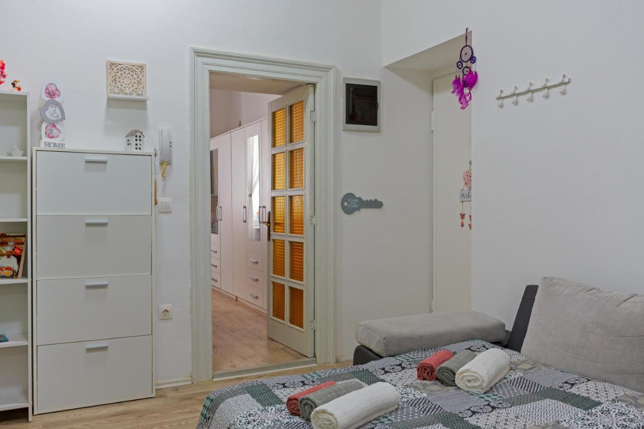 Rich Apartment Pula Dış mekan fotoğraf