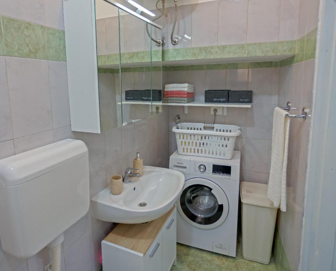 Rich Apartment Pula Dış mekan fotoğraf